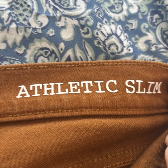 Madewell Men’s 31/30 Athletic Slim Jeans in Dried Cedar Color - Picture 3 of 8